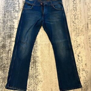 Wrangler Men's Classic Indigo Straight Jeans